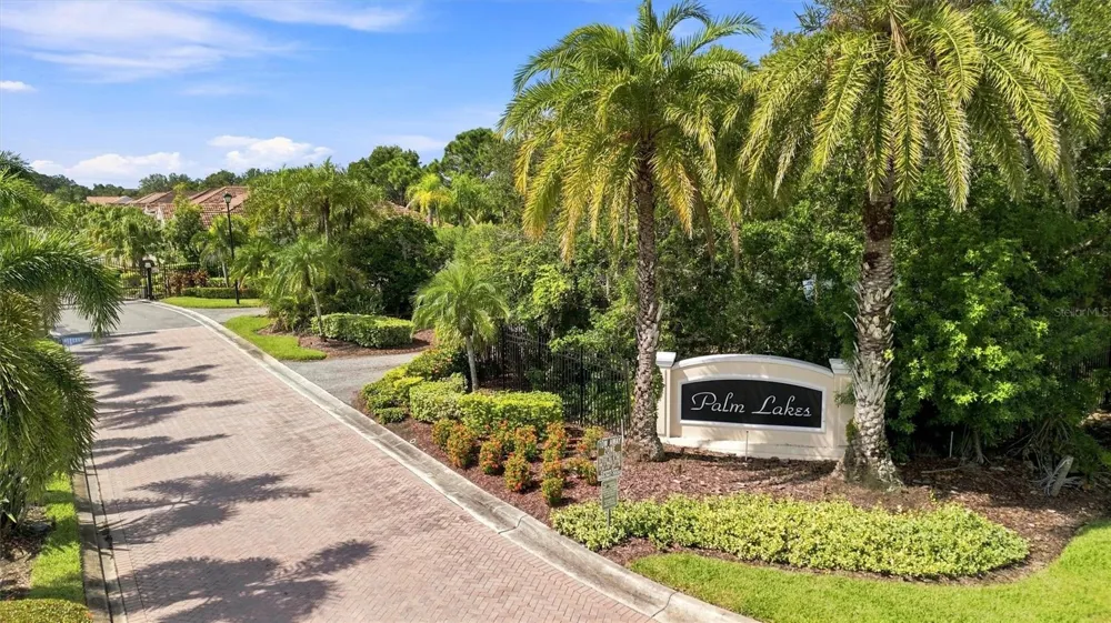 7707 33RD STREET E Sarasota, FL 34243