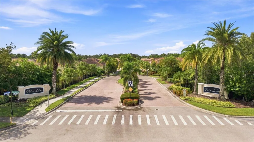 7707 33RD STREET E Sarasota, FL 34243