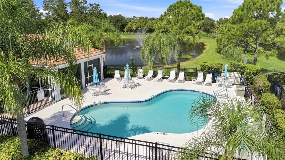 7707 33RD STREET E Sarasota, FL 34243