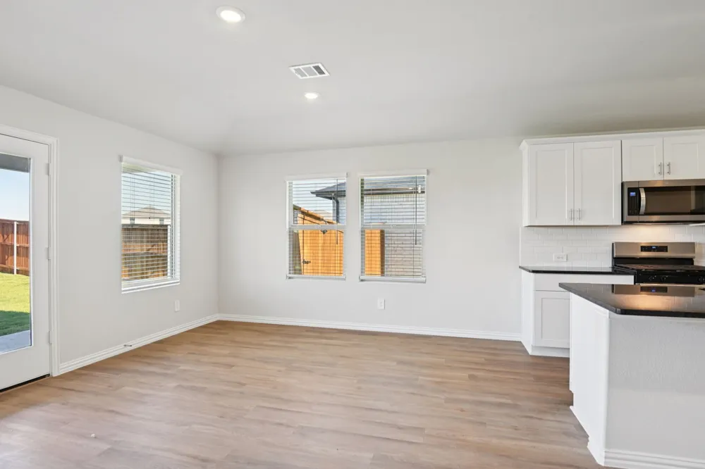 2115 Longchamp Lane Seagoville, TX 75159
