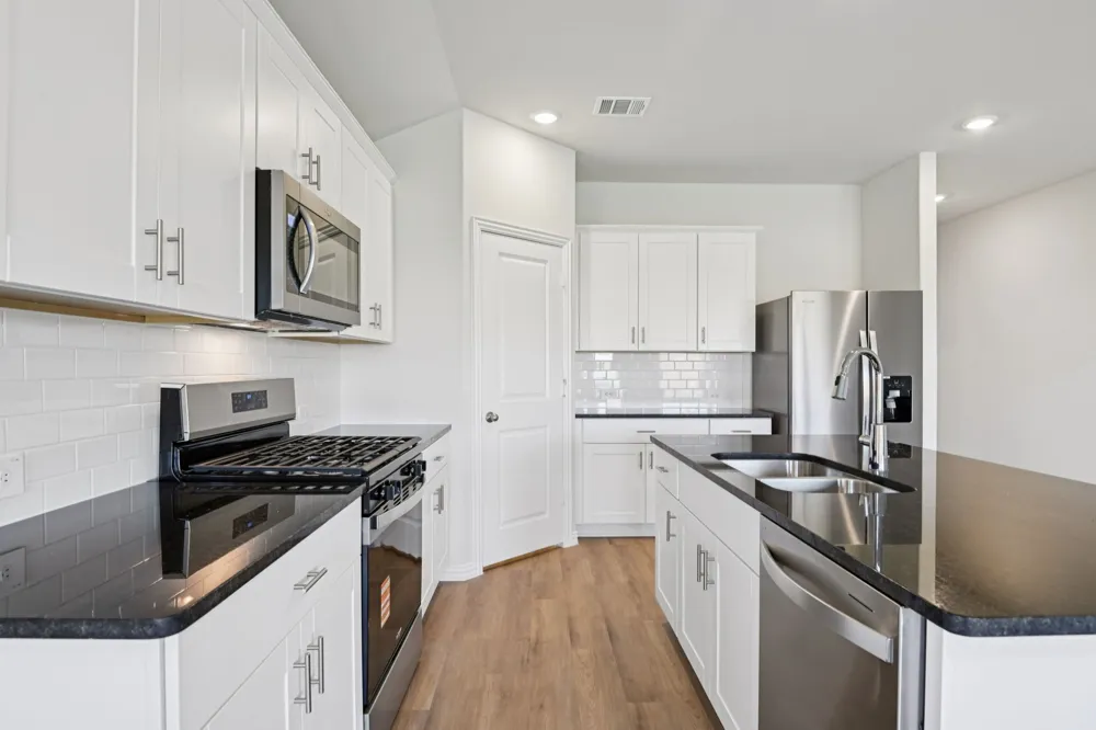 2115 Longchamp Lane Seagoville, TX 75159