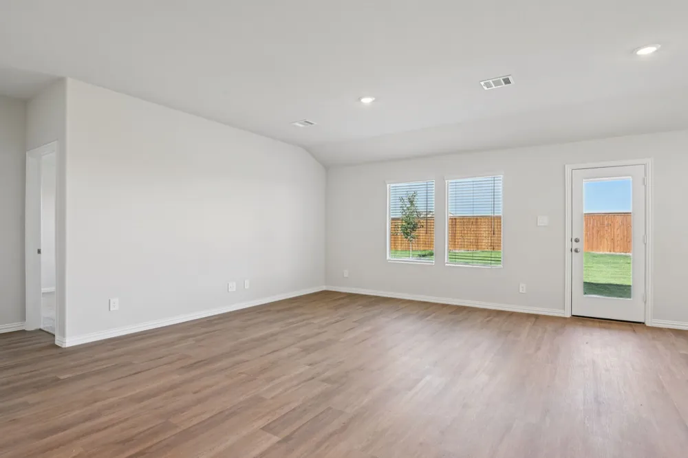 2115 Longchamp Lane Seagoville, TX 75159