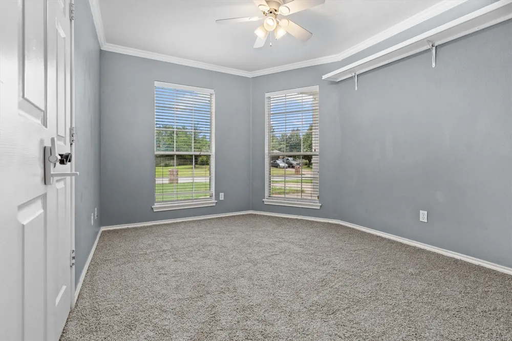 833 Greenwood Circle Lindale, TX 75771