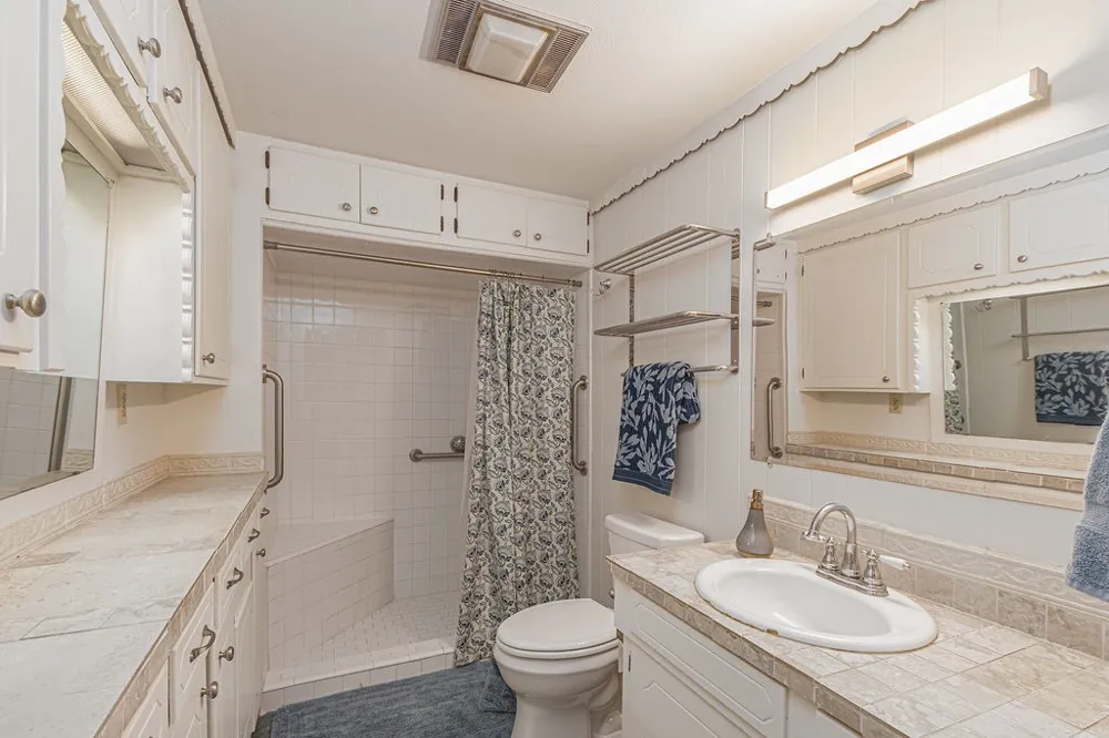 3332 County Road 1033 Greenville, TX 75401