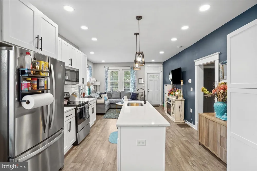 2809 HEMLOCK AVENUE Baltimore, MD 21214