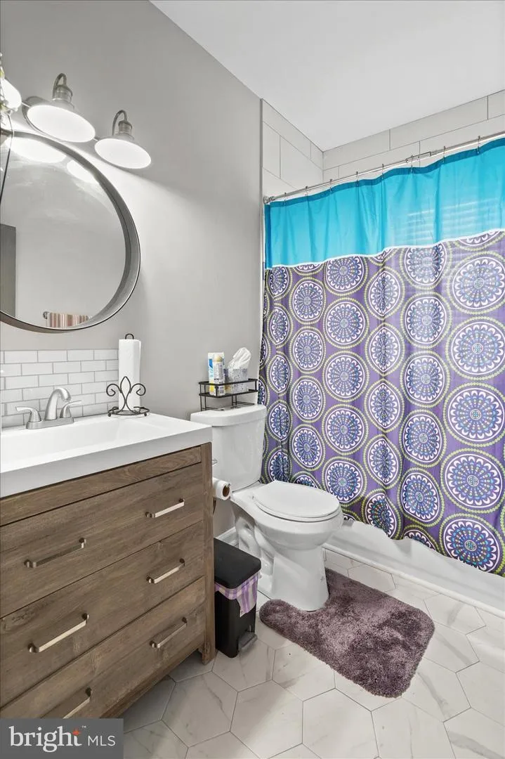 2809 HEMLOCK AVENUE Baltimore, MD 21214