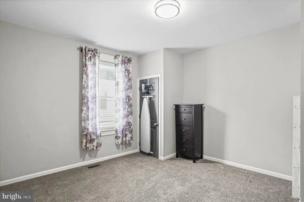 2809 HEMLOCK AVENUE Baltimore, MD 21214