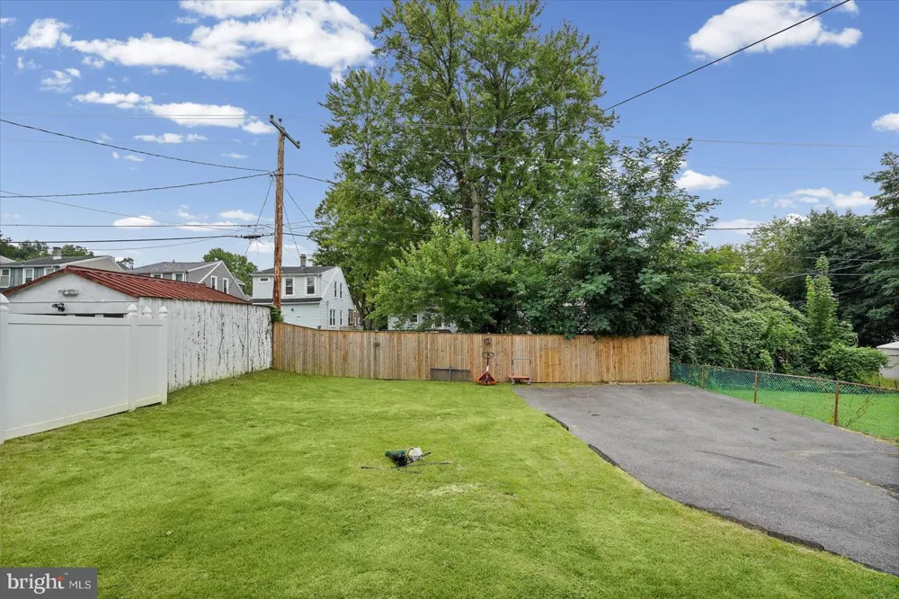 2809 HEMLOCK AVENUE Baltimore, MD 21214
