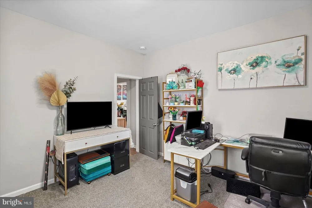 2809 HEMLOCK AVENUE Baltimore, MD 21214
