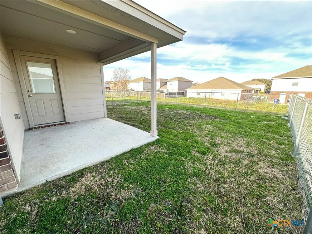 2424 Fm 1113 #B Copperas Cove, TX 76522