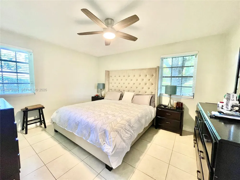 8522 SW 148th Ter Palmetto Bay, FL 33158