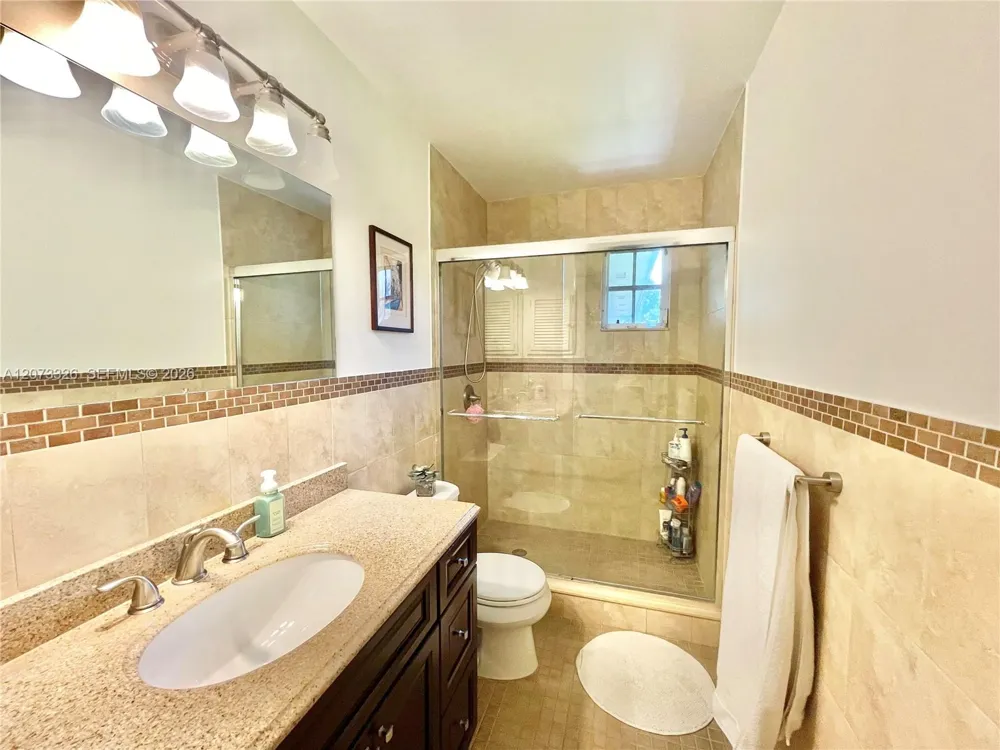 8522 SW 148th Ter Palmetto Bay, FL 33158