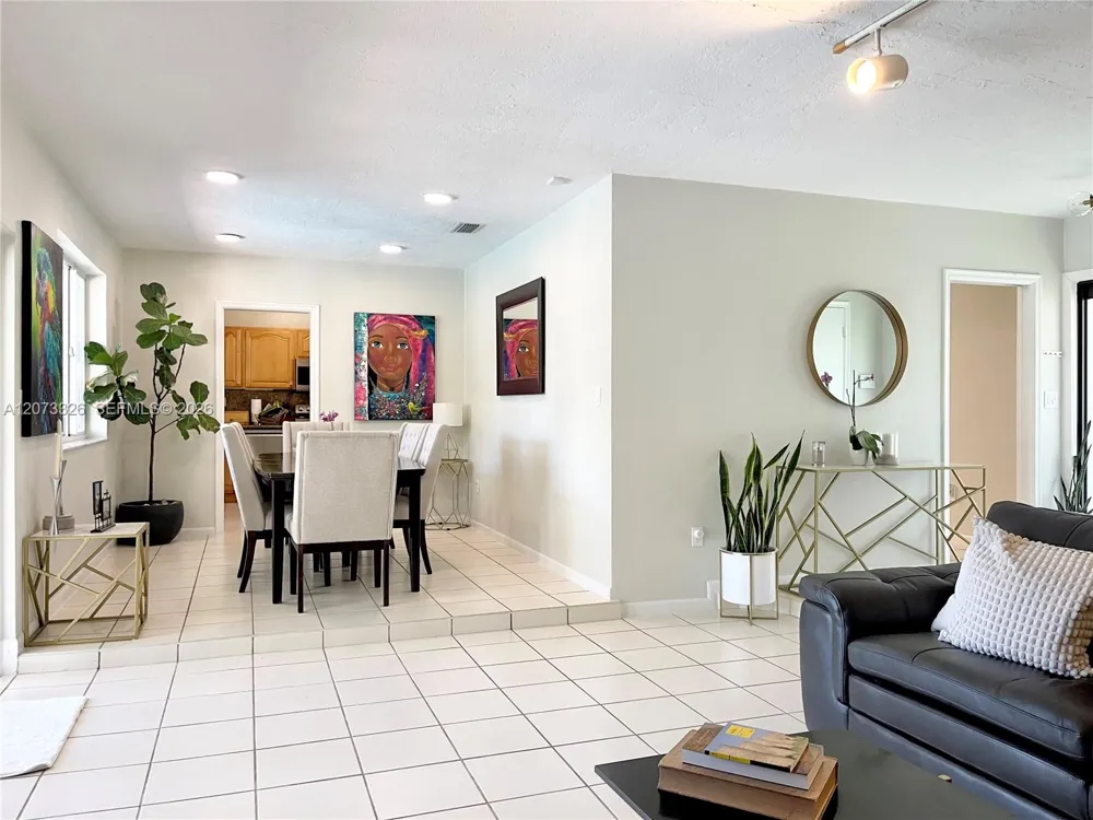 8522 SW 148th Ter Palmetto Bay, FL 33158