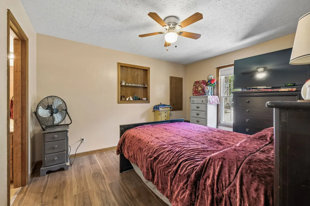 7008 Meadow Dr Centerville, TN 37033