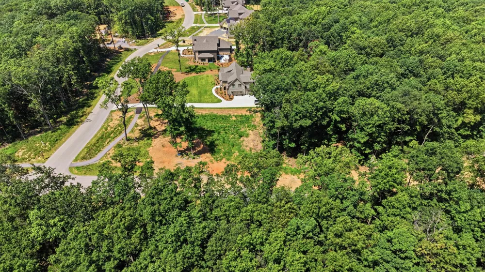 8581 Bear Paw Trail Signal Mountain, TN 37377