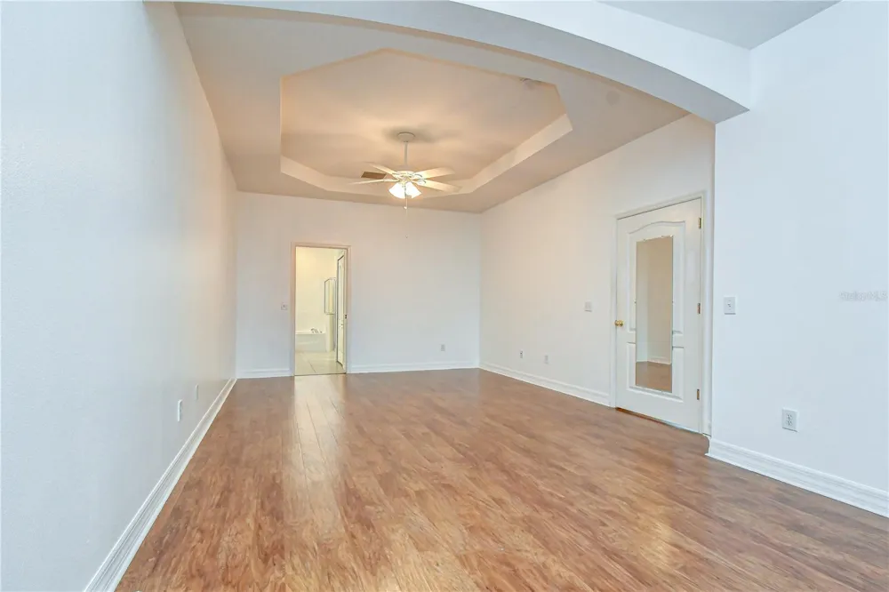 6026 SANDHILL RIDGE DRIVE Lithia, FL 33547