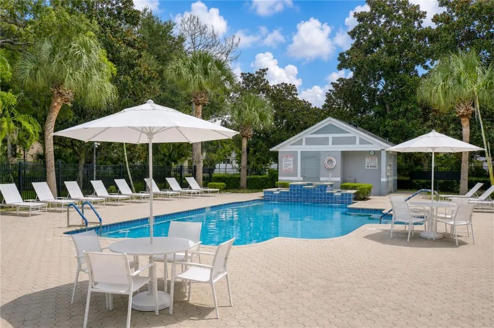 6026 SANDHILL RIDGE DRIVE Lithia, FL 33547