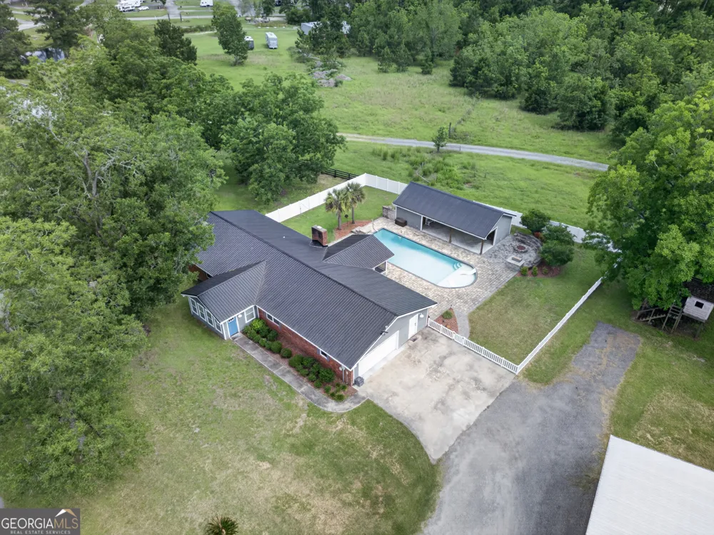 5349 Johnson PL Waycross, GA 31503