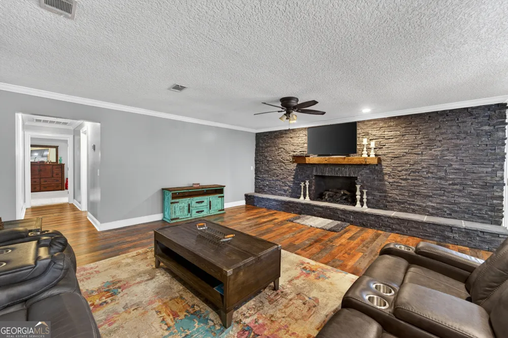 5349 Johnson PL Waycross, GA 31503