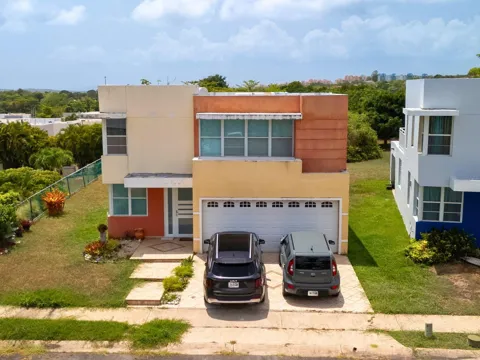 LA COSTA GARDEN HOMES C6 CALLE 2