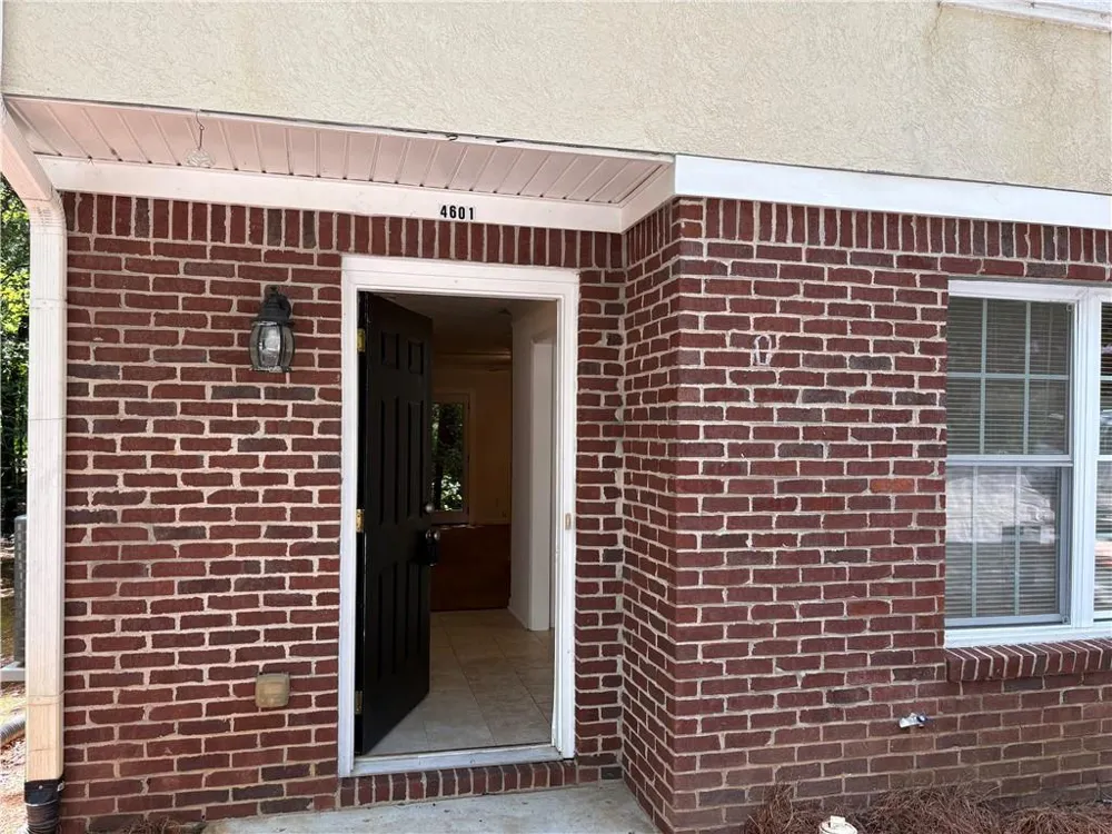 4601 Logan Way Acworth, GA 30101