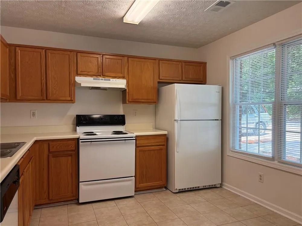 4601 Logan Way Acworth, GA 30101