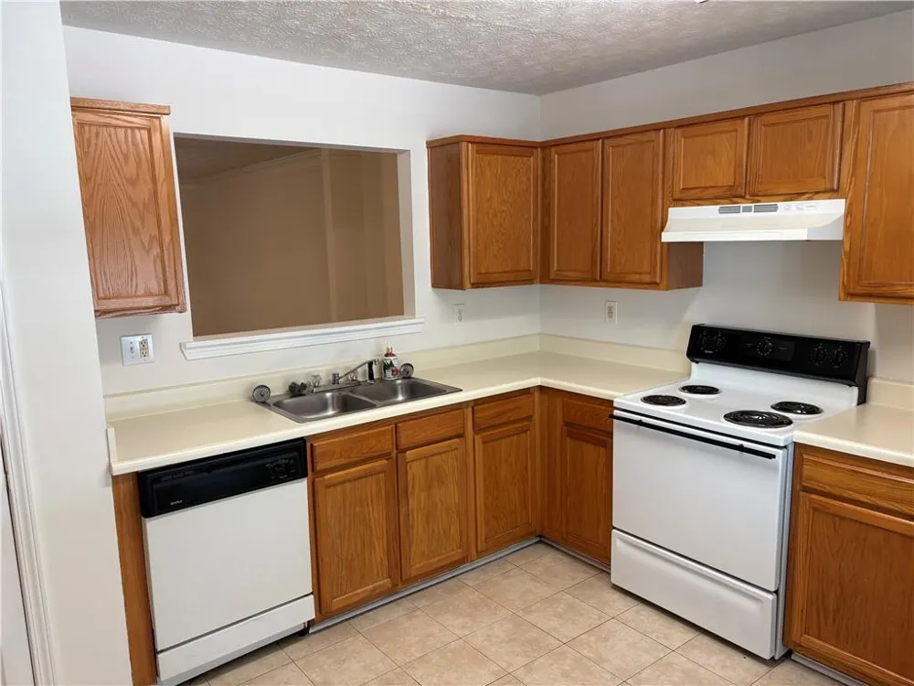4601 Logan Way Acworth, GA 30101