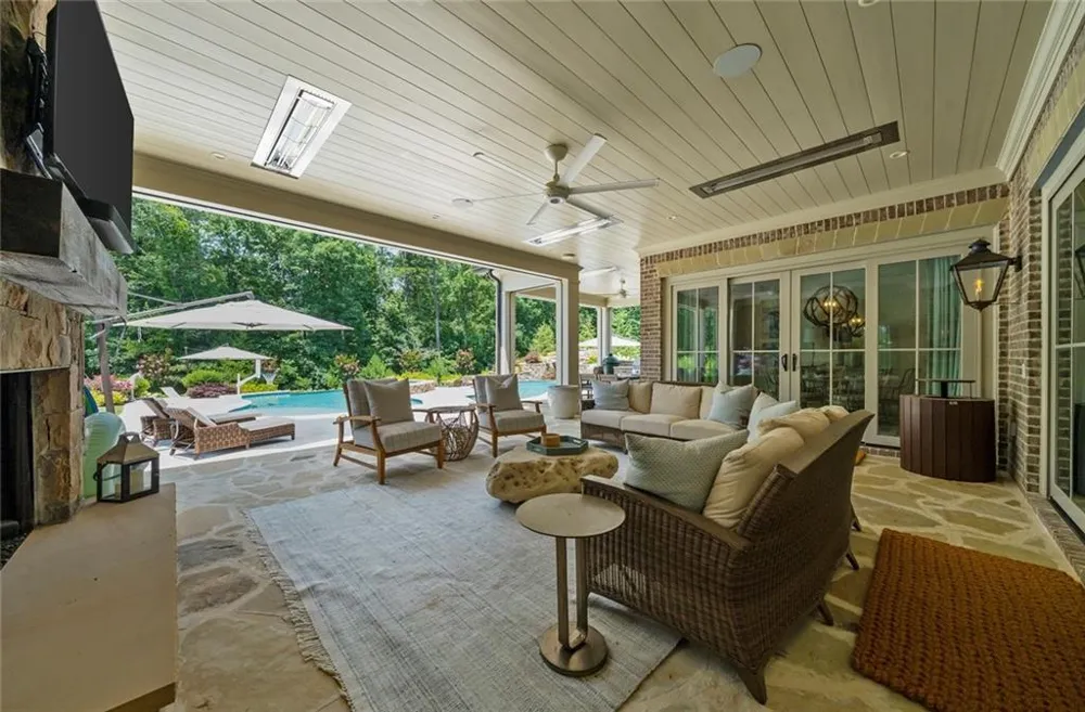 570 Lost River Bnd Milton, GA 30004