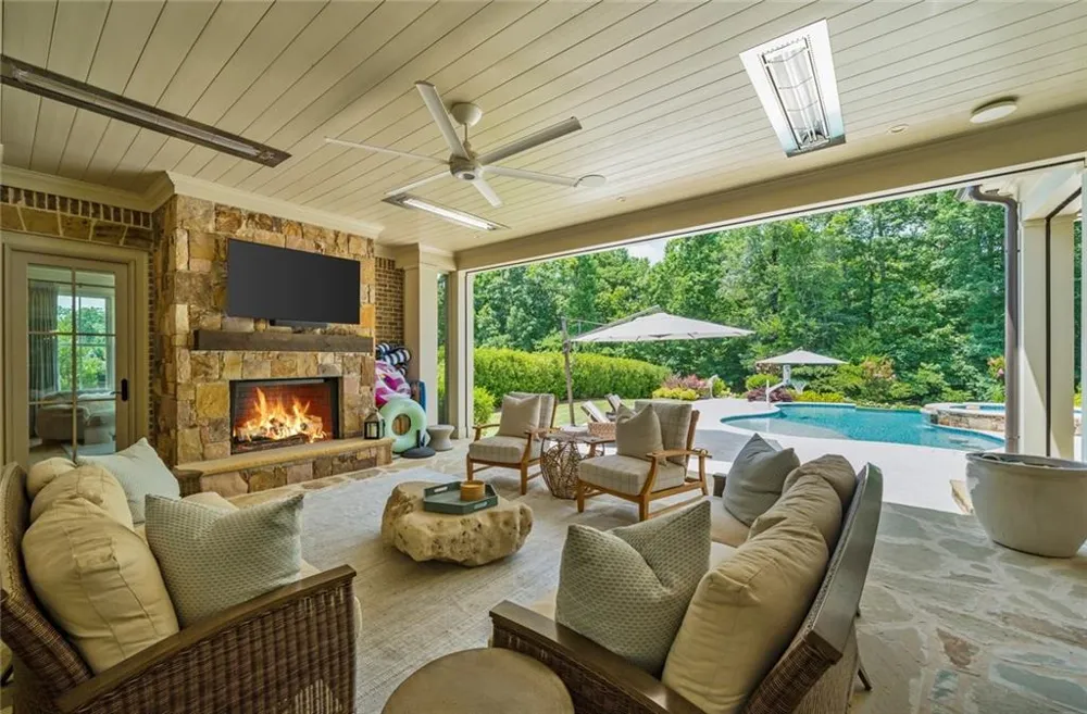 570 Lost River Bnd Milton, GA 30004