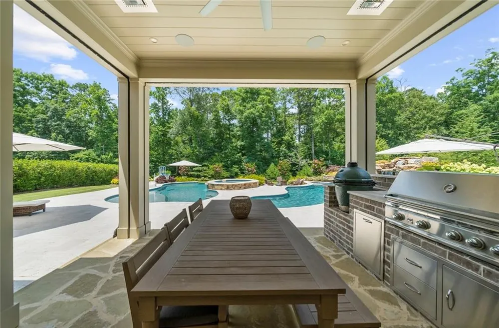 570 Lost River Bnd Milton, GA 30004