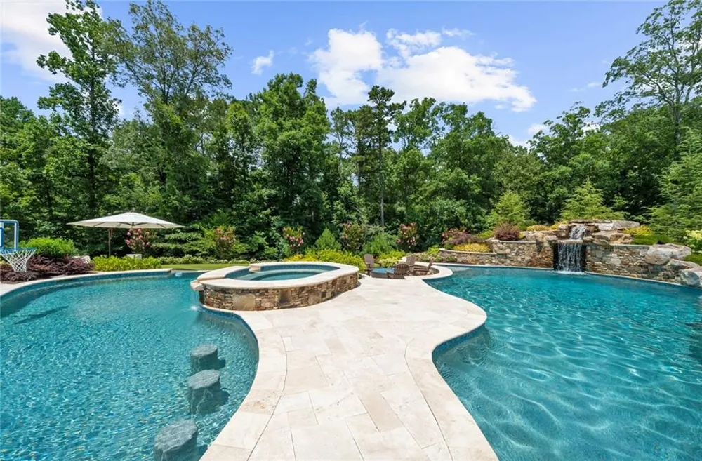 570 Lost River Bnd Milton, GA 30004
