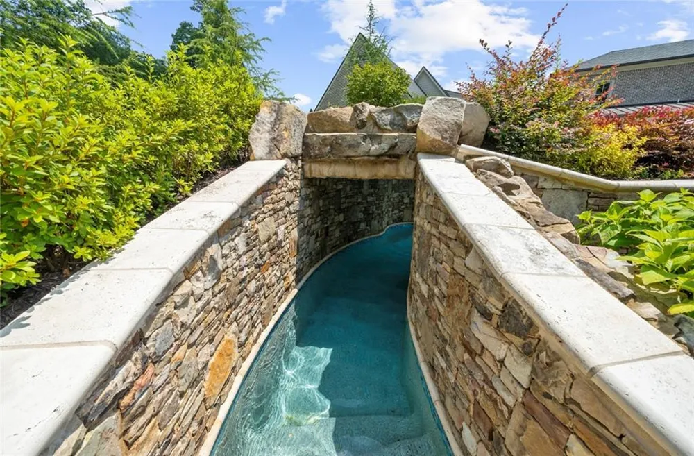 570 Lost River Bnd Milton, GA 30004