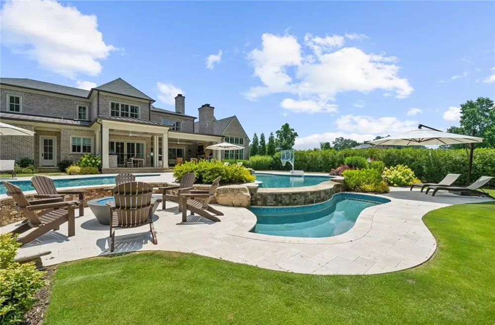 570 Lost River Bnd Milton, GA 30004