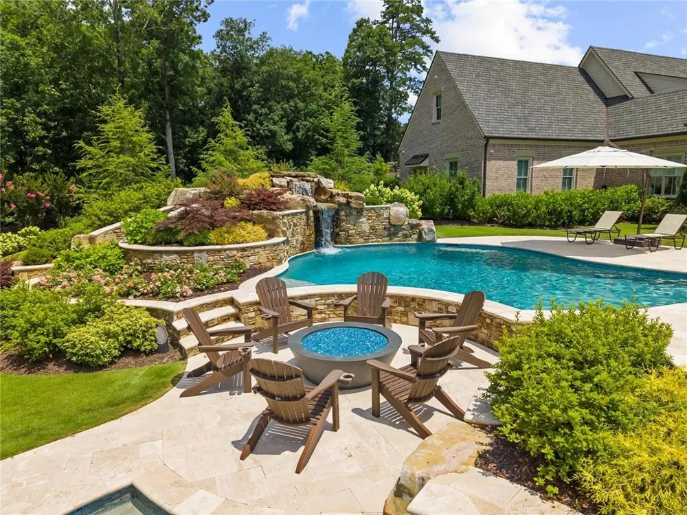 570 Lost River Bnd Milton, GA 30004