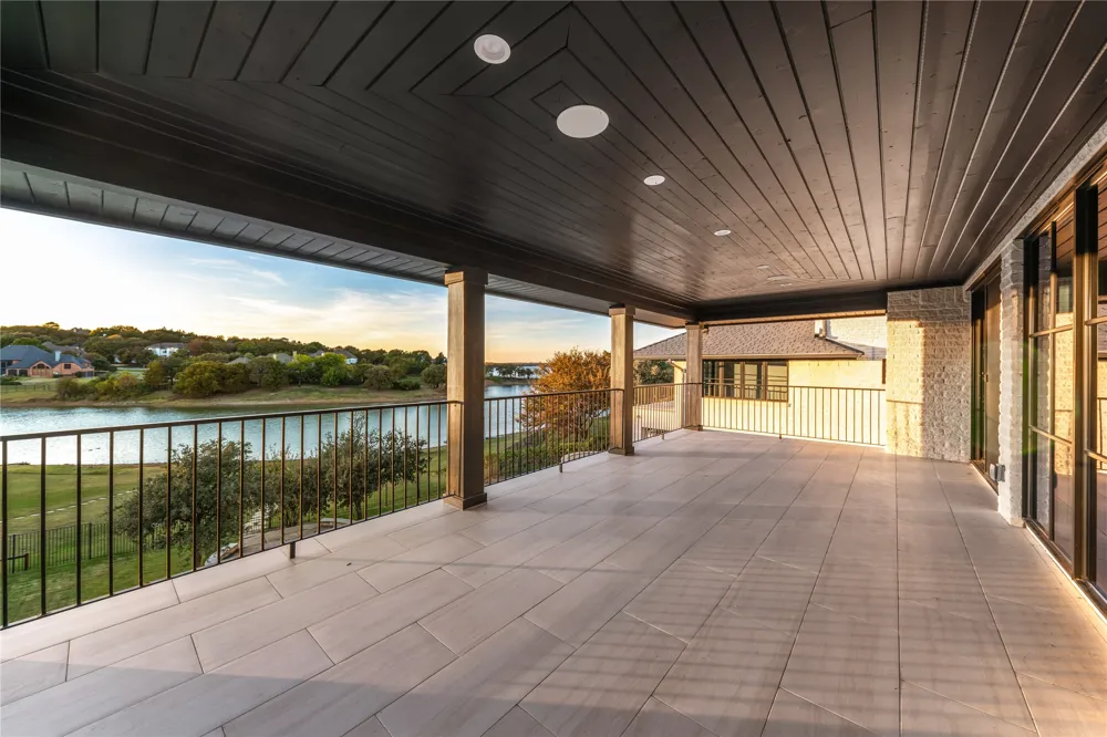3111 Lake Creek Drive Highland Village, TX 75077