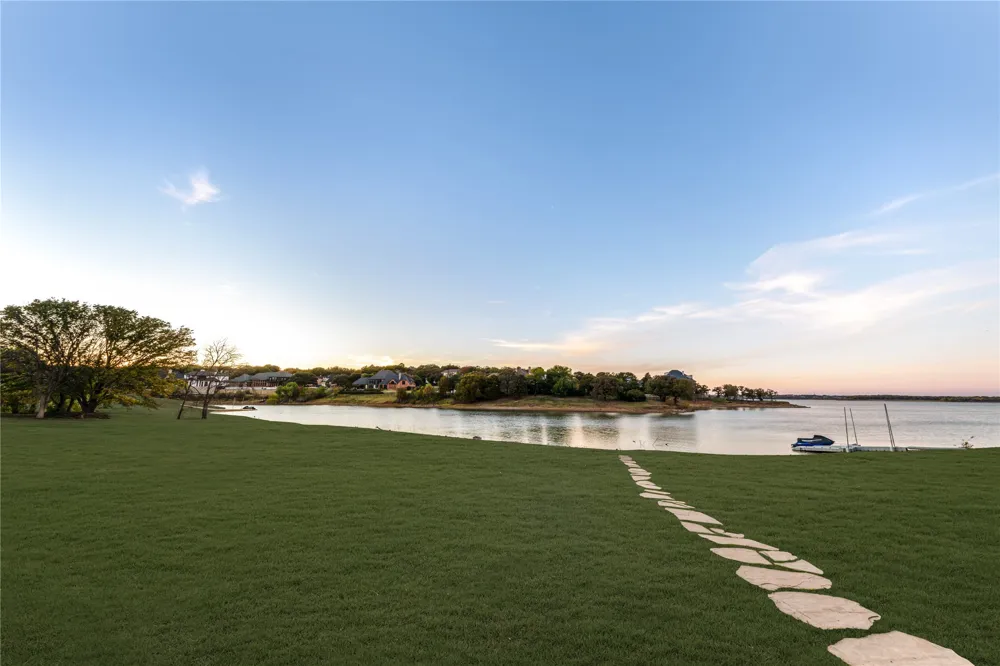 3111 Lake Creek Drive Highland Village, TX 75077