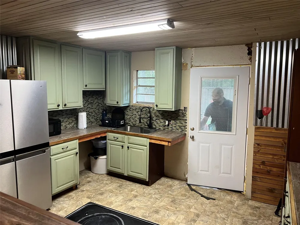 27138 S Oak Creek Drive Splendora, TX 77372