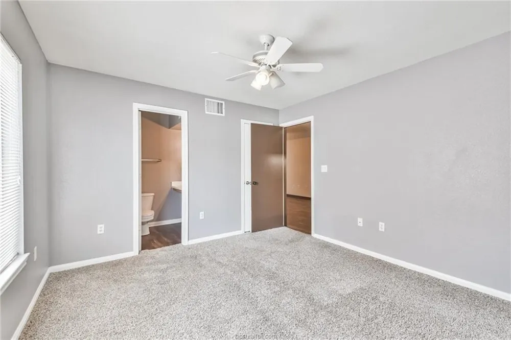 529 Southwest Parkway Parkway #203 College Station, TX 77840