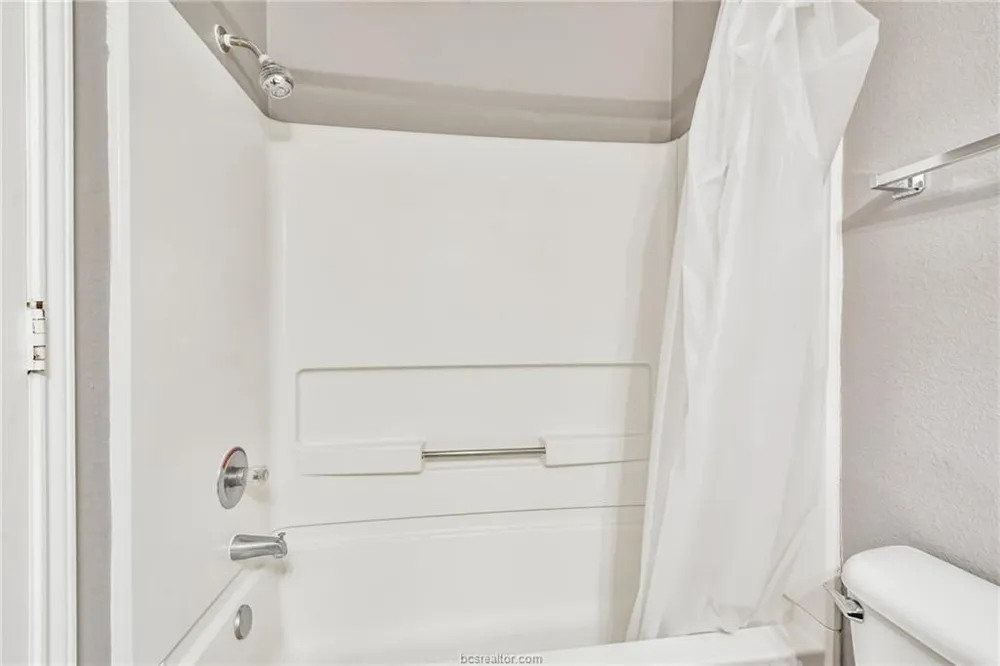 529 Southwest Parkway Parkway #203 College Station, TX 77840