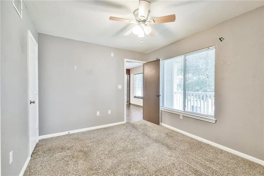 529 Southwest Parkway Parkway #203 College Station, TX 77840