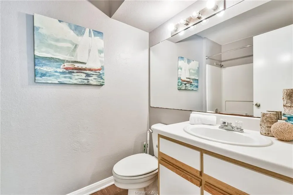 529 Southwest Parkway Parkway #203 College Station, TX 77840