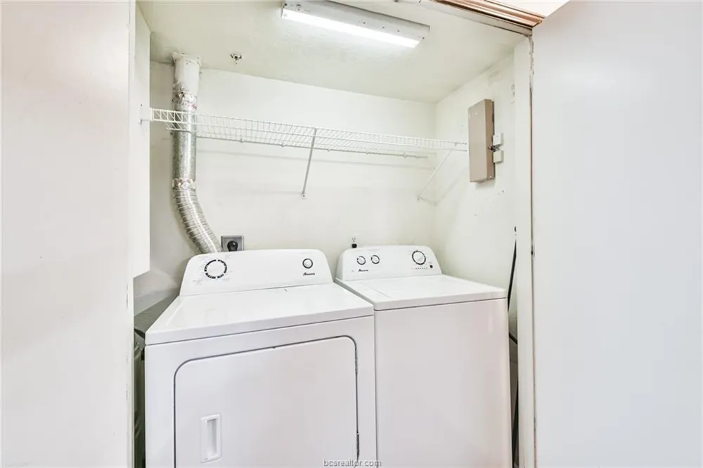 529 Southwest Parkway Parkway #203 College Station, TX 77840