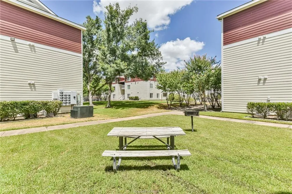 529 Southwest Parkway Parkway #203 College Station, TX 77840