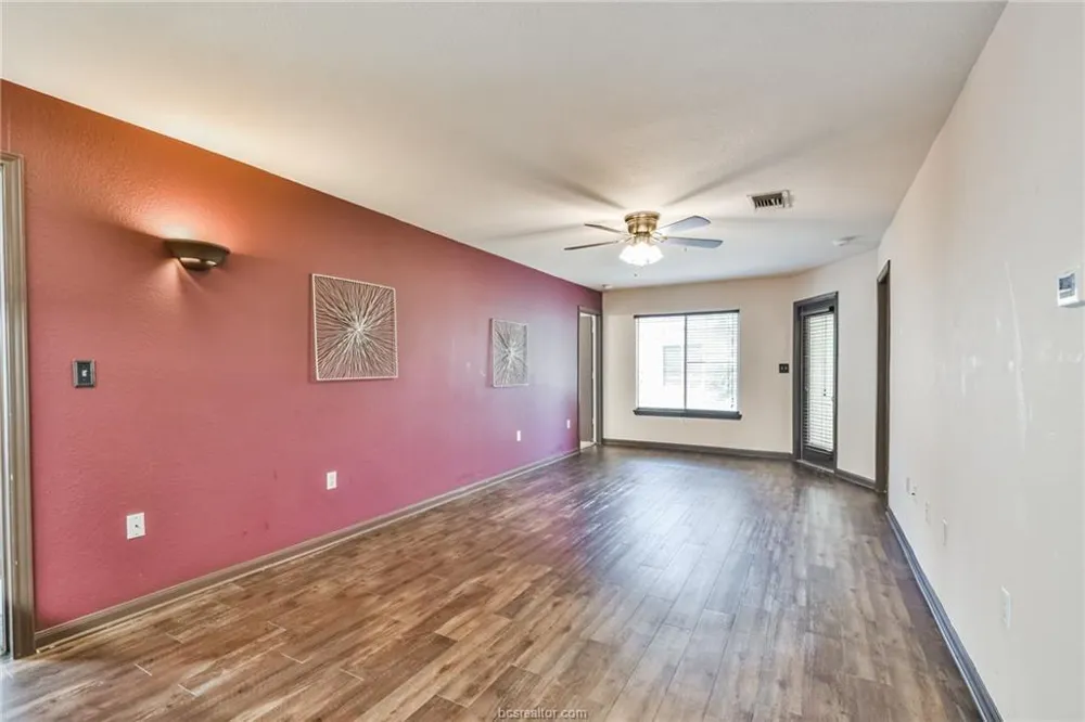 529 Southwest Parkway Parkway #203 College Station, TX 77840