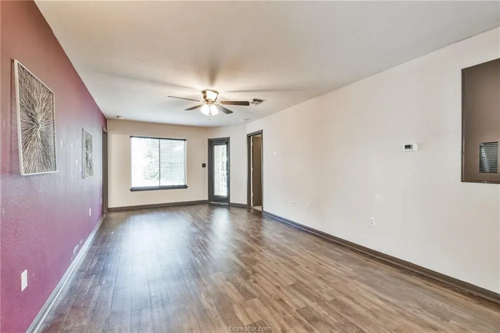 529 Southwest Parkway Parkway #203 College Station, TX 77840
