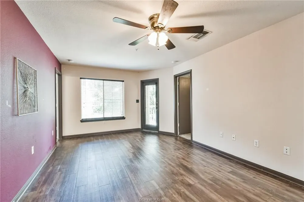 529 Southwest Parkway Parkway #203 College Station, TX 77840