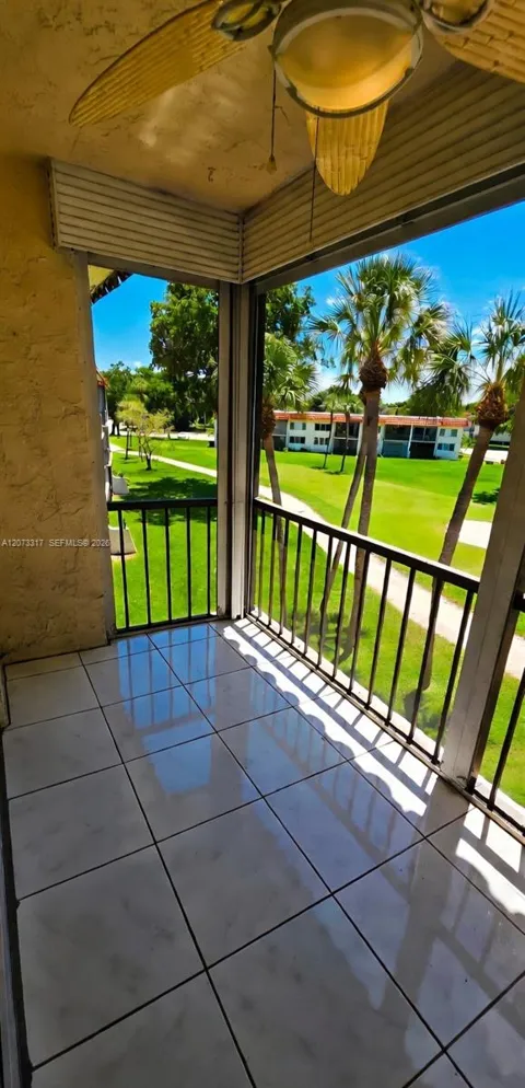 8911 S Hollybrook Blvd #310