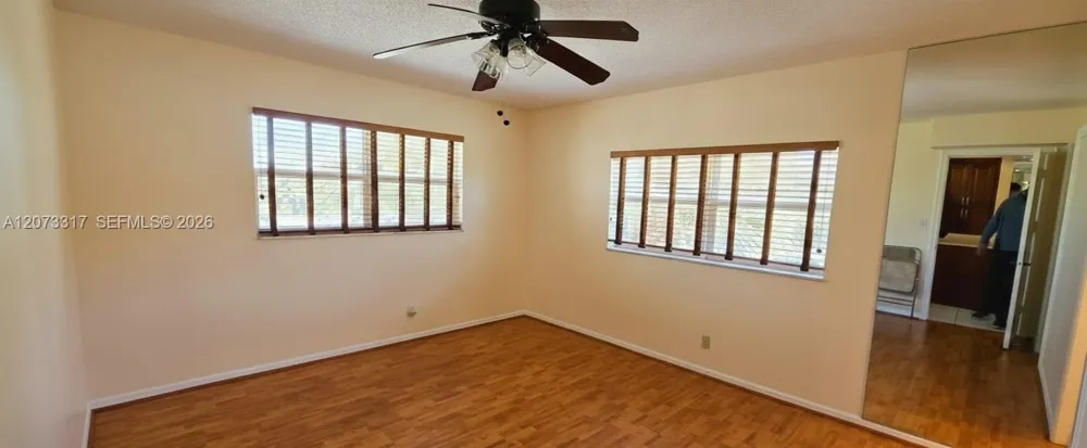 8911 S Hollybrook Blvd #310 Pembroke Pines, FL 33025