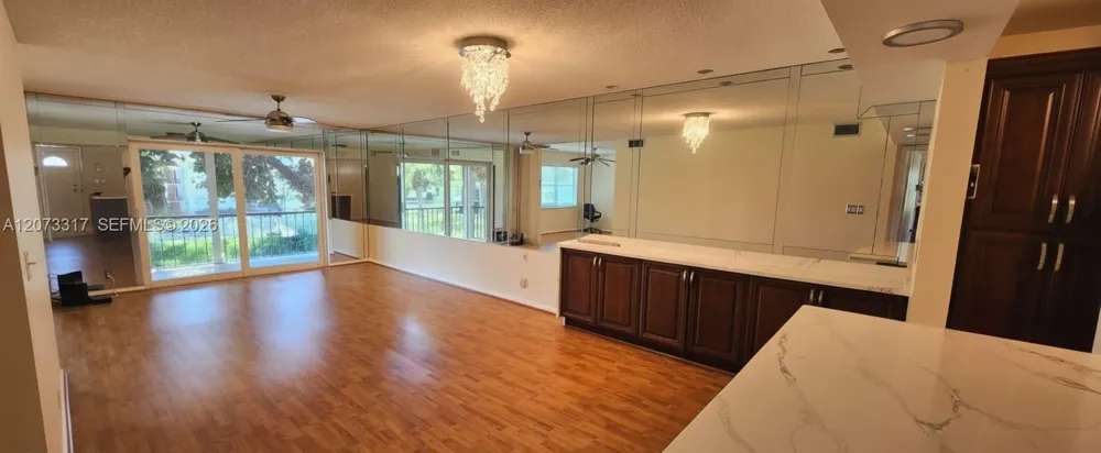 8911 S Hollybrook Blvd #310 Pembroke Pines, FL 33025