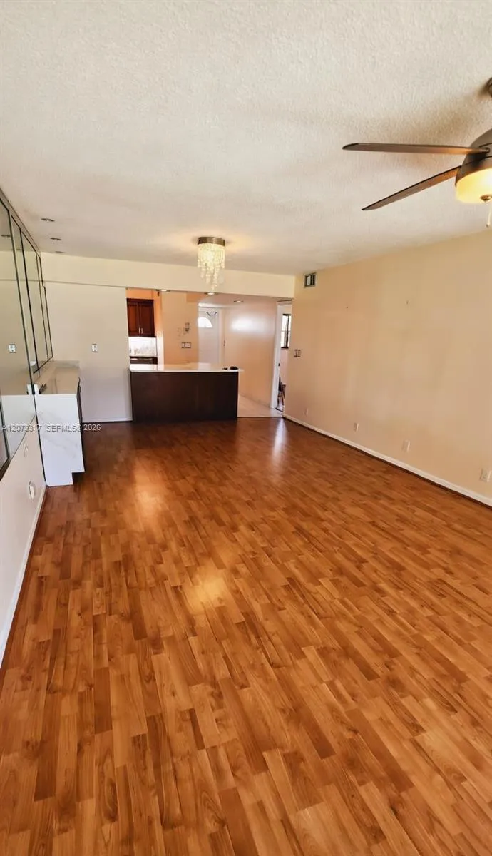8911 S Hollybrook Blvd #310 Pembroke Pines, FL 33025